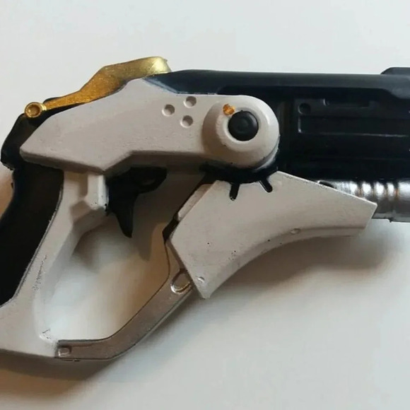 NEW Video Game Over Watch Mercury Star Cricket Pistol Foam COSPLAY - Picture 2 of 4